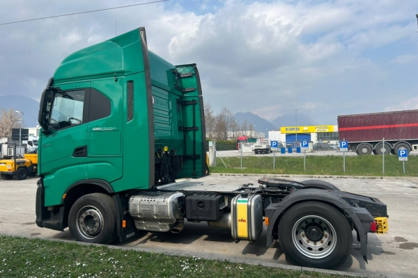 IVECO S-Way 510 imp. idr.  - Gallery